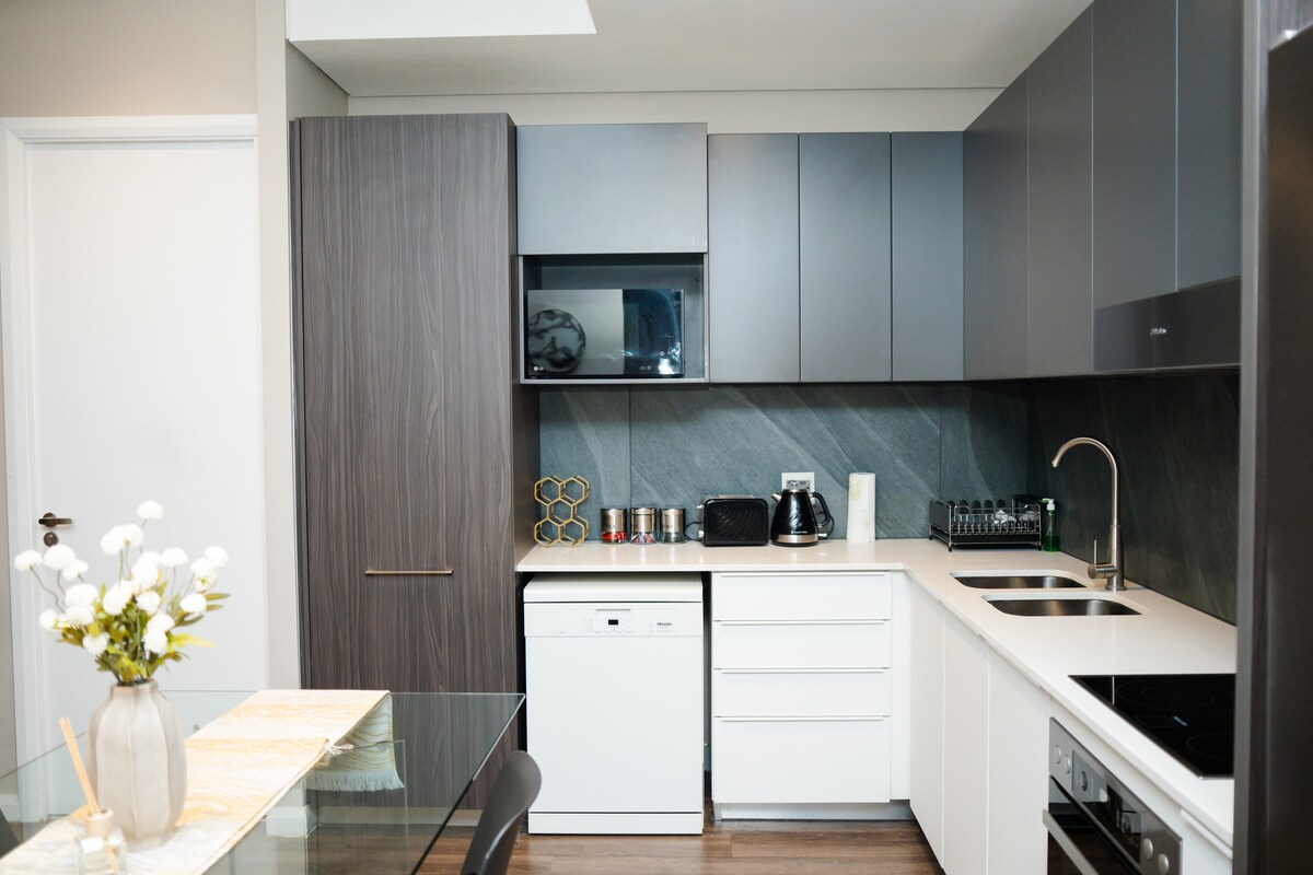 Aurelia at Trilogy 28