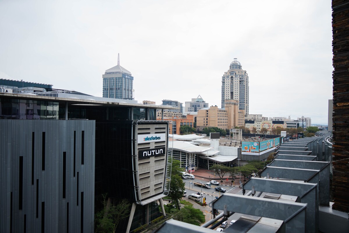 The Sandton Reserve 25